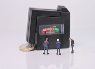 Czego dotyczą decyzję inwestycyjne?