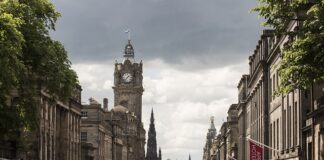 Czy CIT płaci się co miesiąc?