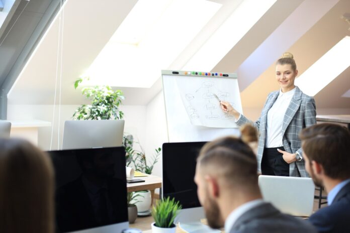 32870 Kurs spedytora